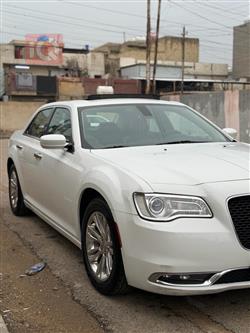 کرایسلەر 300